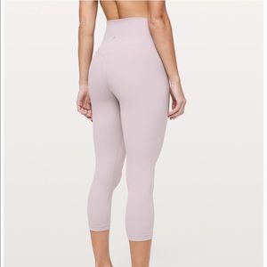 lululemon athletica Pants - NWT Lululemon Align Crop leggings 21” lululemon athletica Pants - NWT Lululemon Align Crop leggings 21”